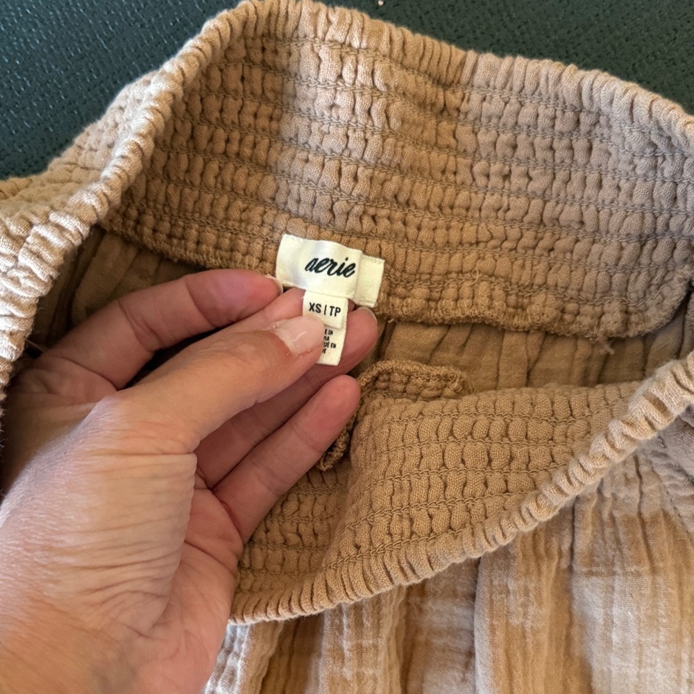 AERIE Casual Tan Wide-Leg Pants - Picture 2 of 3